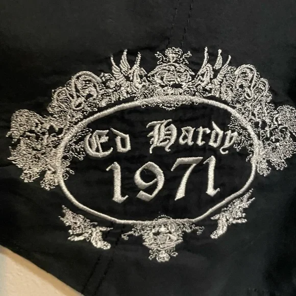 Ed Hardy Black Shirt with White Tattoo Design - Picture 3 of 6